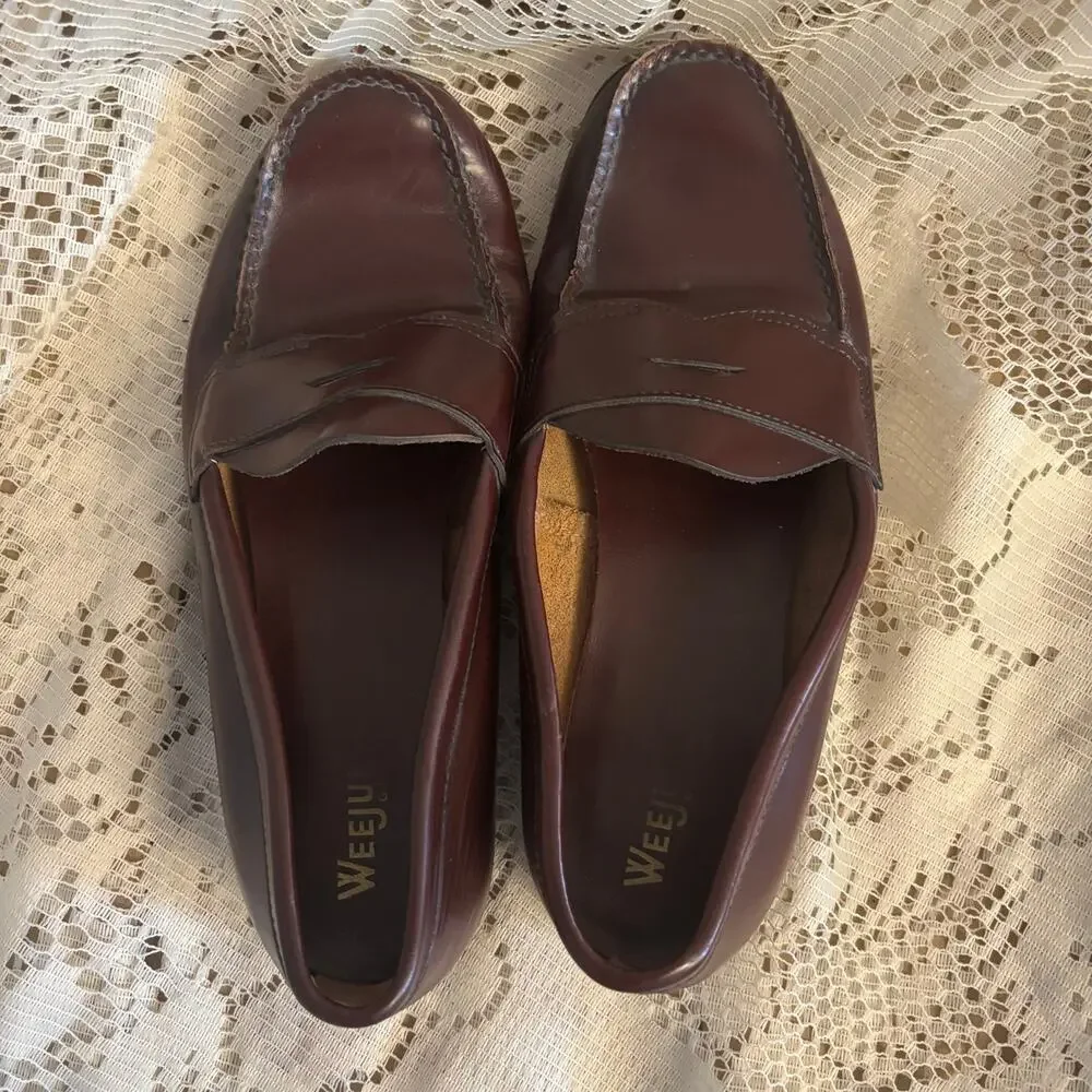 G.H. Bass Weejun Men's US 10 B Burgundy Leather Loafers Shoes